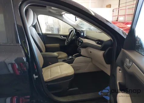 2020 Ford Escape Se from USA, damaged, VIN 1FMCU9G6XLUC71527